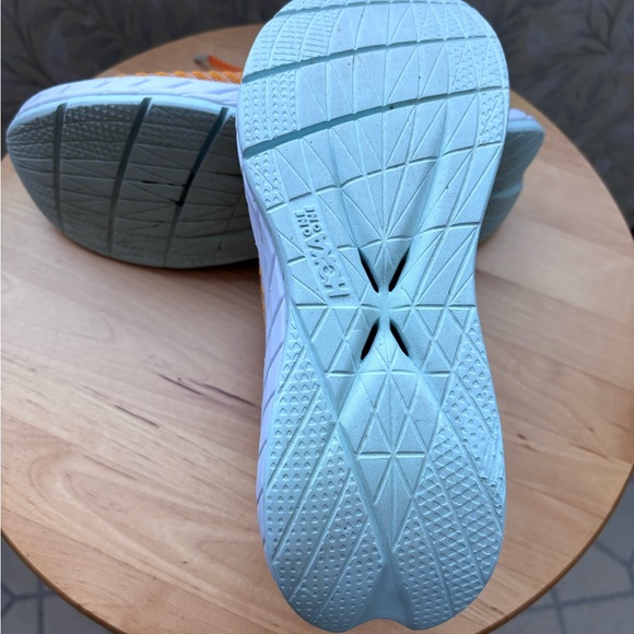 Hoka Clifton X3 running shoes women’s size 6.5 - Picture 6 of 6